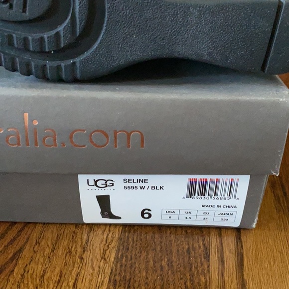 Ugh Selene Black Wedge Boots - Picture 9 of 10